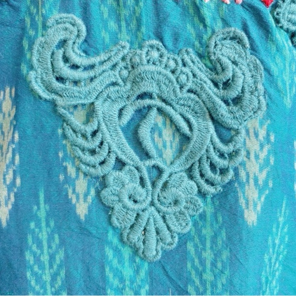 Sundance boho Crochet Trim Teal Women's Top embroidered small - Picture 4 of 9